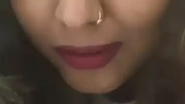 Paid live cam show of sexy Indian girl nude seduction