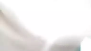Desi girl self shot naked pussy rubbing and boobs show