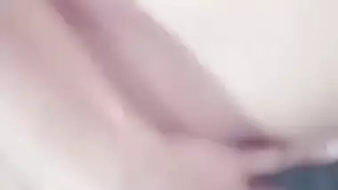 Desi girl bathing nude sefie video