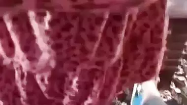 Devar sees ass and gets a blowjob in Bhabhi sex MMS